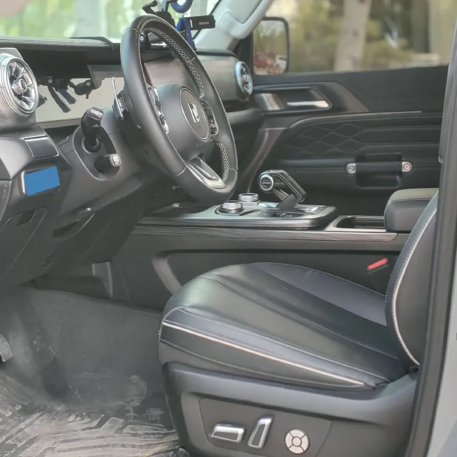 2024 Tank 300 2.0T 227HP L4 8AT,autocango,china used car exporter,china ev exporter,chinese used car exporter,chinese used ev exporter