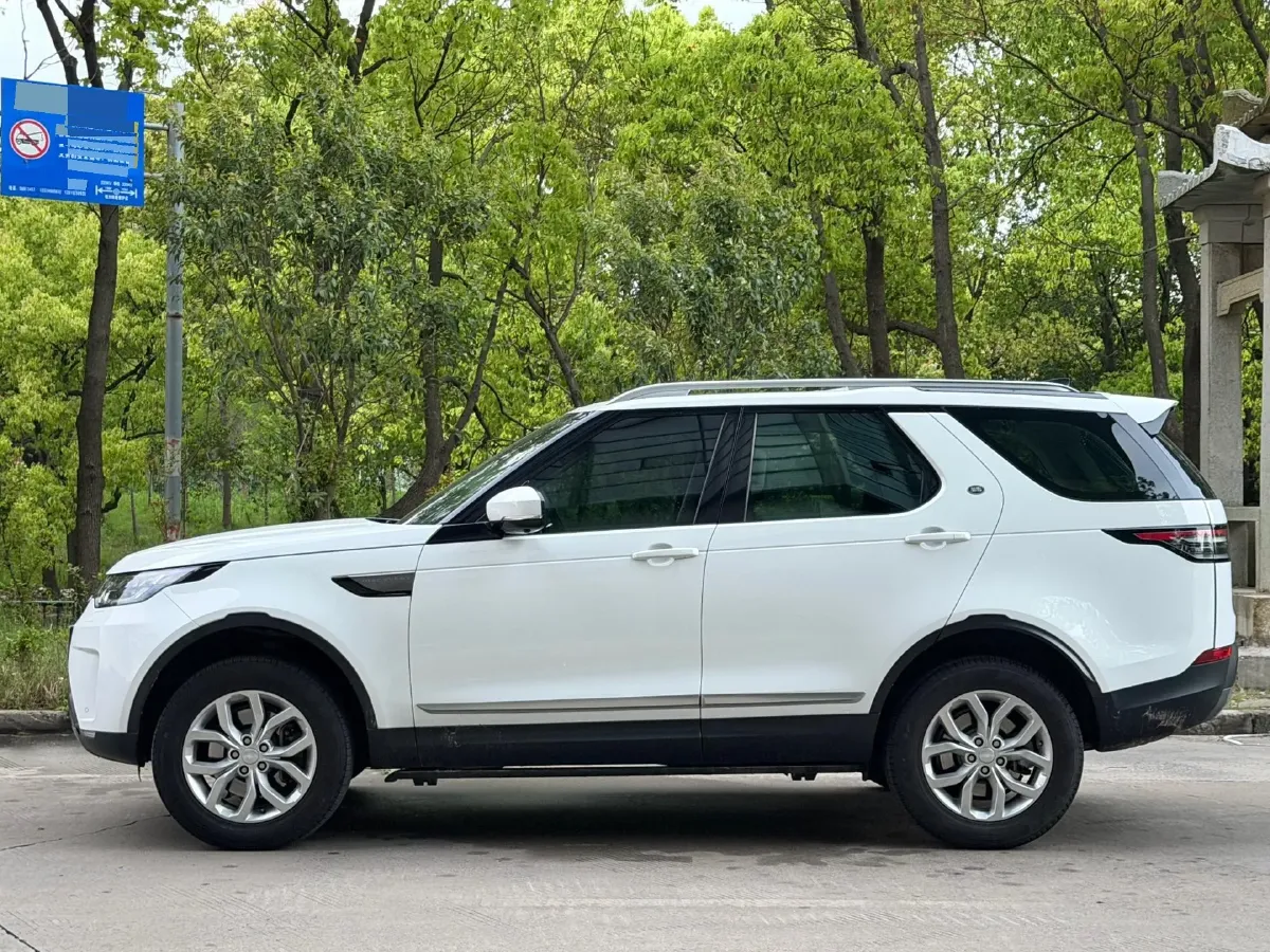 2017 Land Rover Discovery 3.0T 340HP V6 8AT,autocango,china used car exporter,china ev exporter,chinese used car exporter,chinese used ev exporter