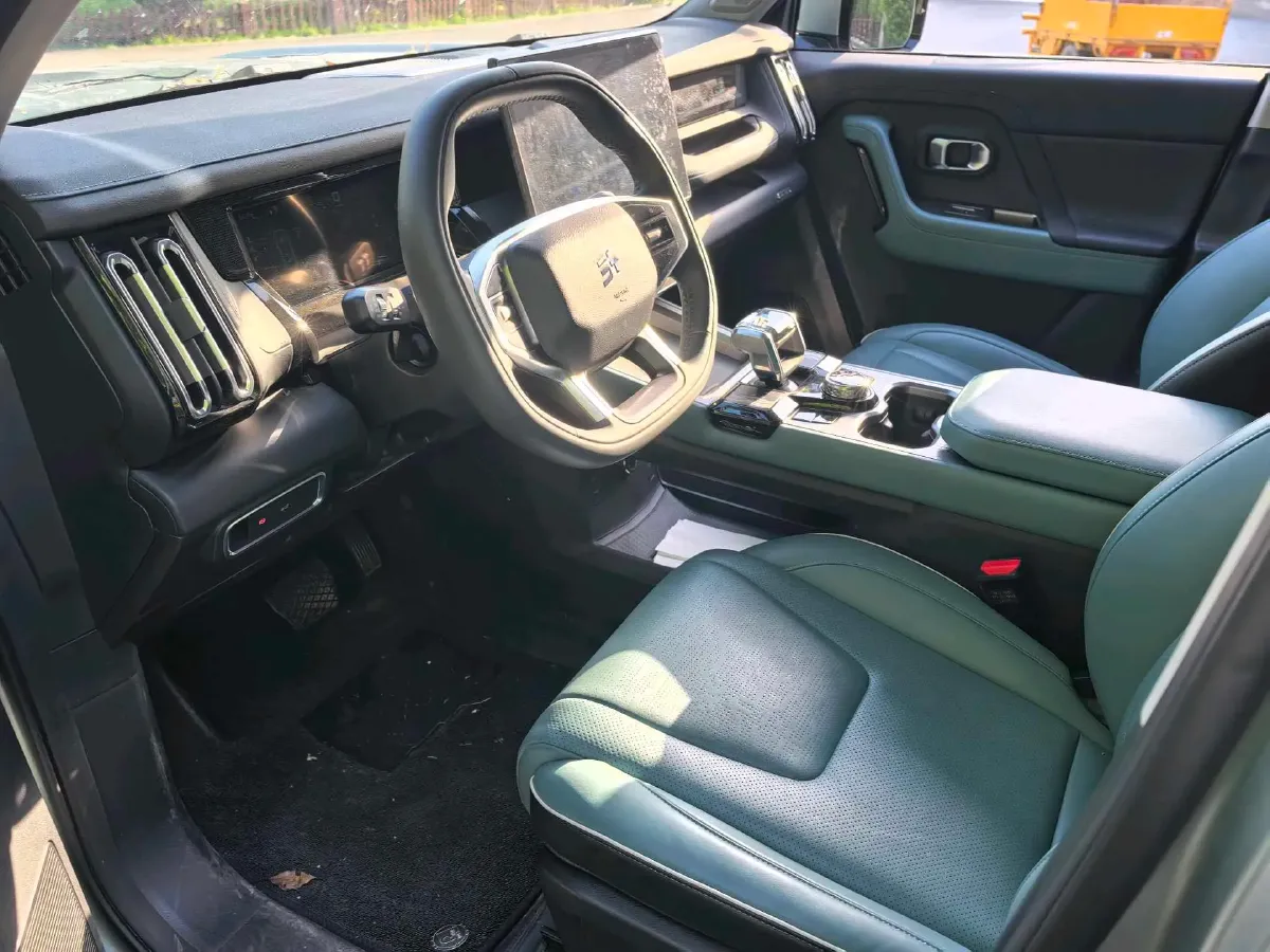 2025 Jetour Traveller 2.0T 254HP L4 7DCT,autocango,china used car exporter,china ev exporter,chinese used car exporter,chinese used ev exporter