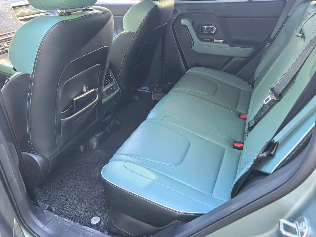 2025 Jetour Traveller 2.0T 254HP L4 7DCT,autocango,china used car exporter,china ev exporter,chinese used car exporter,chinese used ev exporter