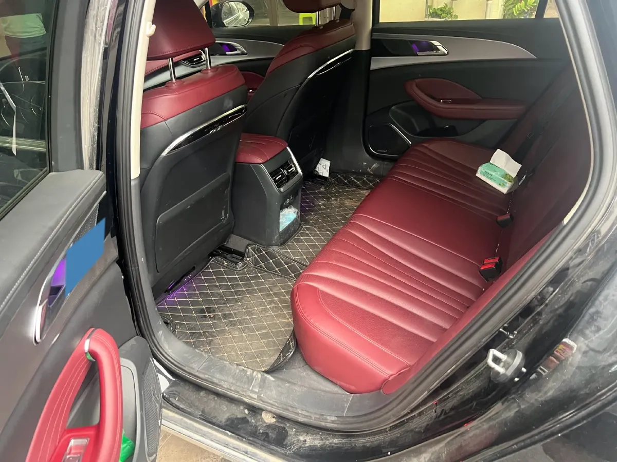 2023 HongQi H5 2.0T 224HP L4 8AT,autocango,china used car exporter,china ev exporter,chinese used car exporter,chinese used ev exporter