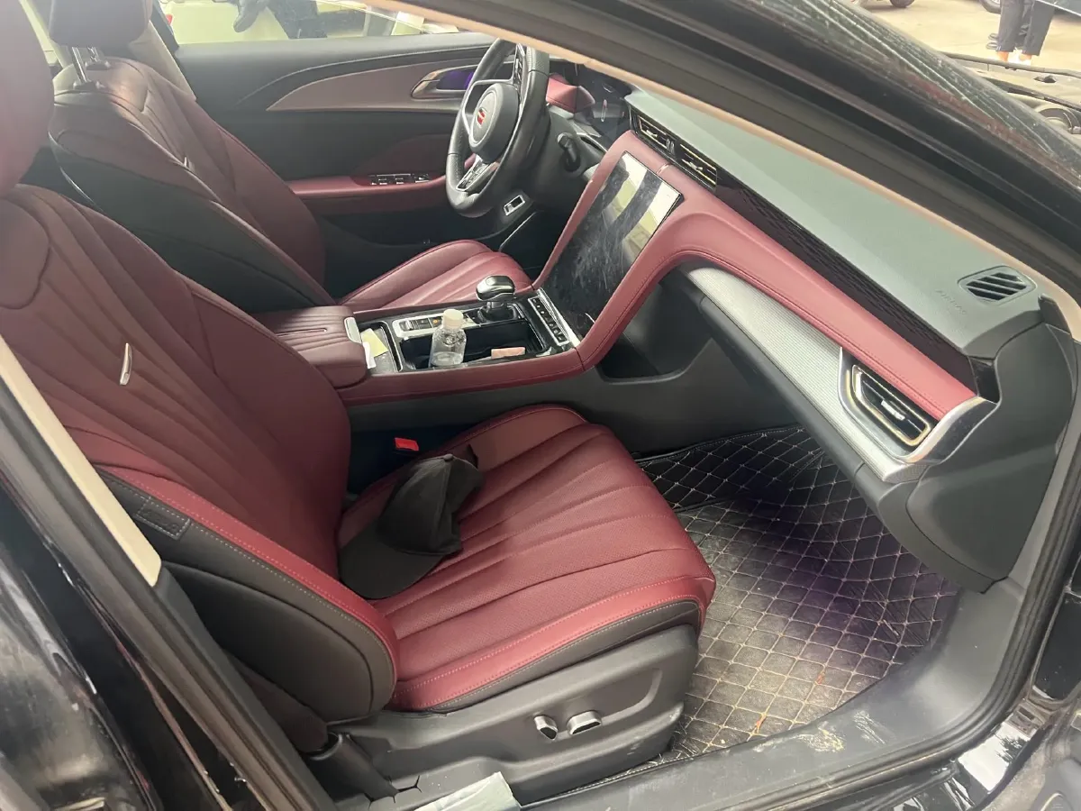 2023 HongQi H5 2.0T 224HP L4 8AT,autocango,china used car exporter,china ev exporter,chinese used car exporter,chinese used ev exporter