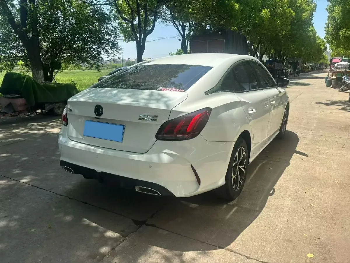 2021 MG 5 1.5L 120HP L4 CVT,autocango,china used car exporter,china ev exporter,chinese used car exporter,chinese used ev exporter