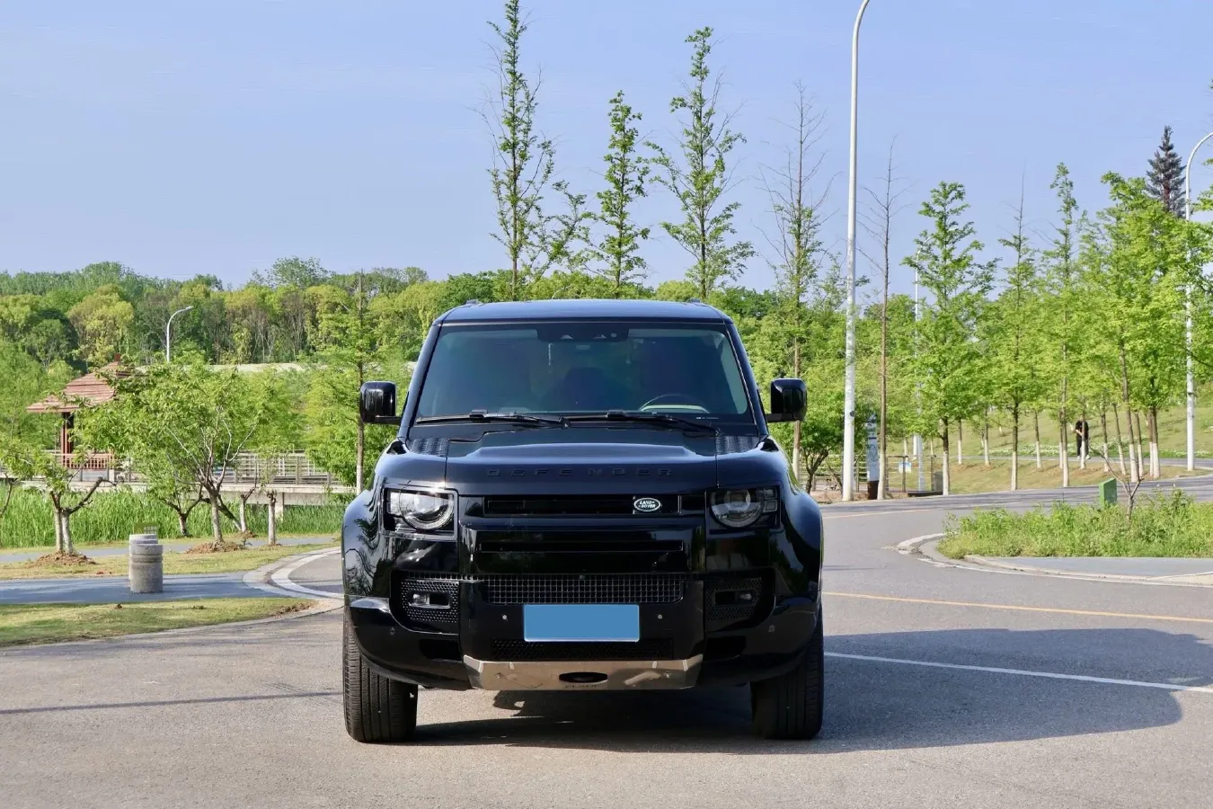 2021 Land Rover Defender 3.0T 400HP L6 8AT,autocango,china used car exporter,china ev exporter,chinese used car exporter,chinese used ev exporter