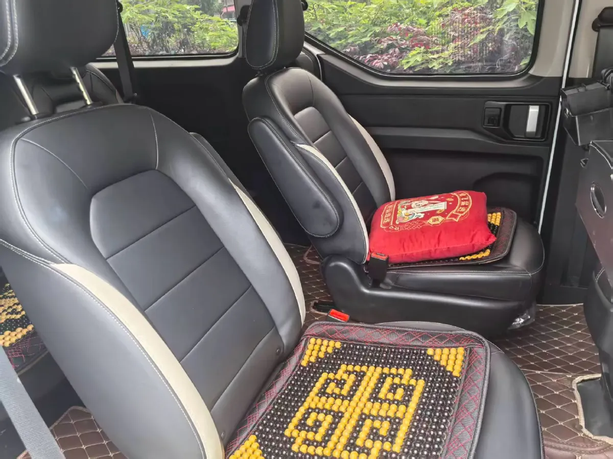 2021 WuLing ZhengChen 1.5T 147HP L4 6MT,autocango,china used car exporter,china ev exporter,chinese used car exporter,chinese used ev exporter