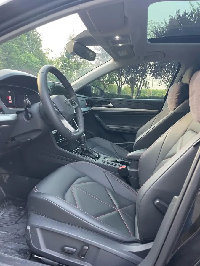 2023 Volkswagen Lavida 1.5T 160HP L4 7DCT,autocango,china used car exporter,china ev exporter,chinese used car exporter,chinese used ev exporter