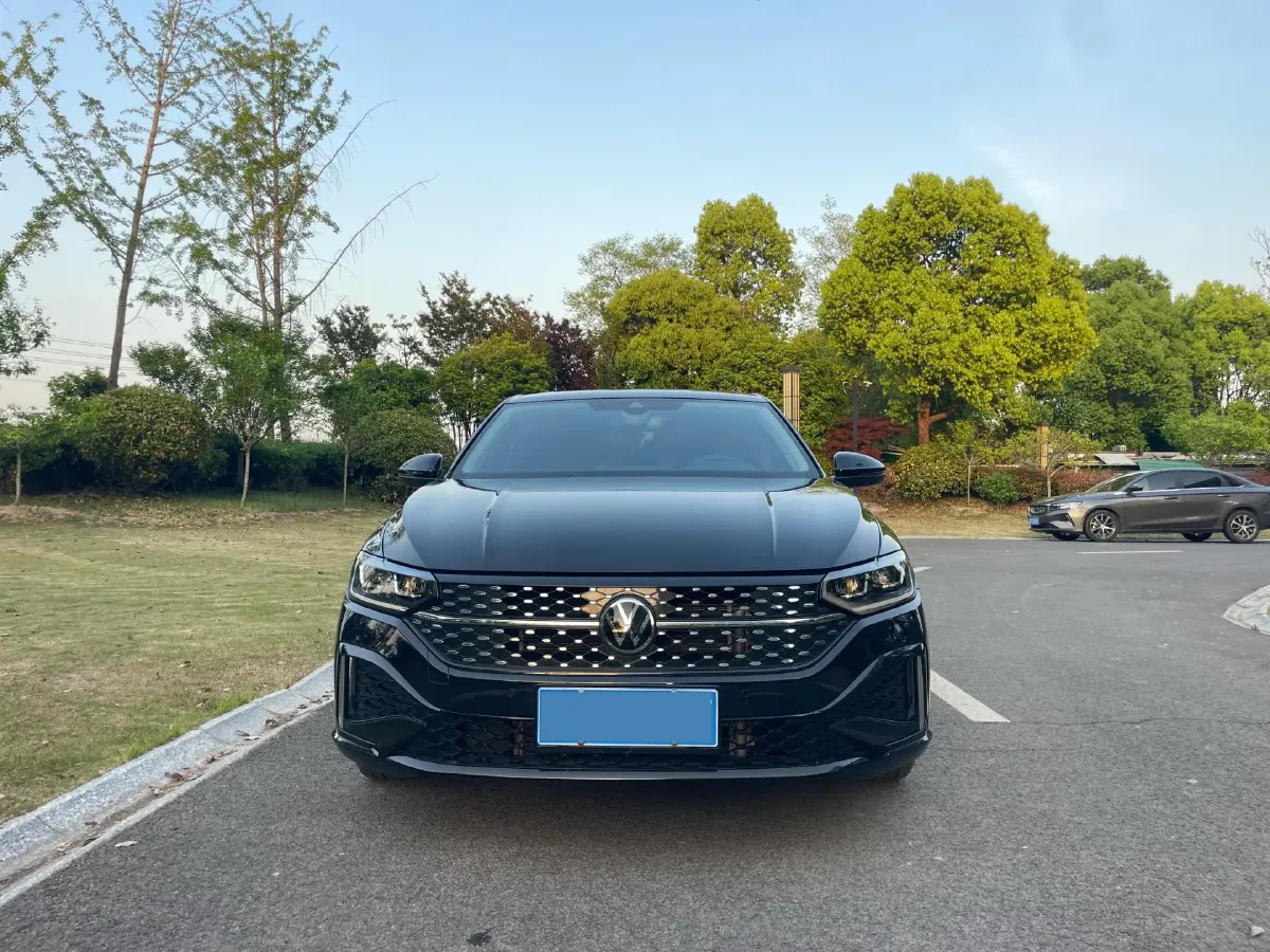 2023 Volkswagen Lavida 1.5T 160HP L4 7DCT,autocango,china used car exporter,china ev exporter,chinese used car exporter,chinese used ev exporter