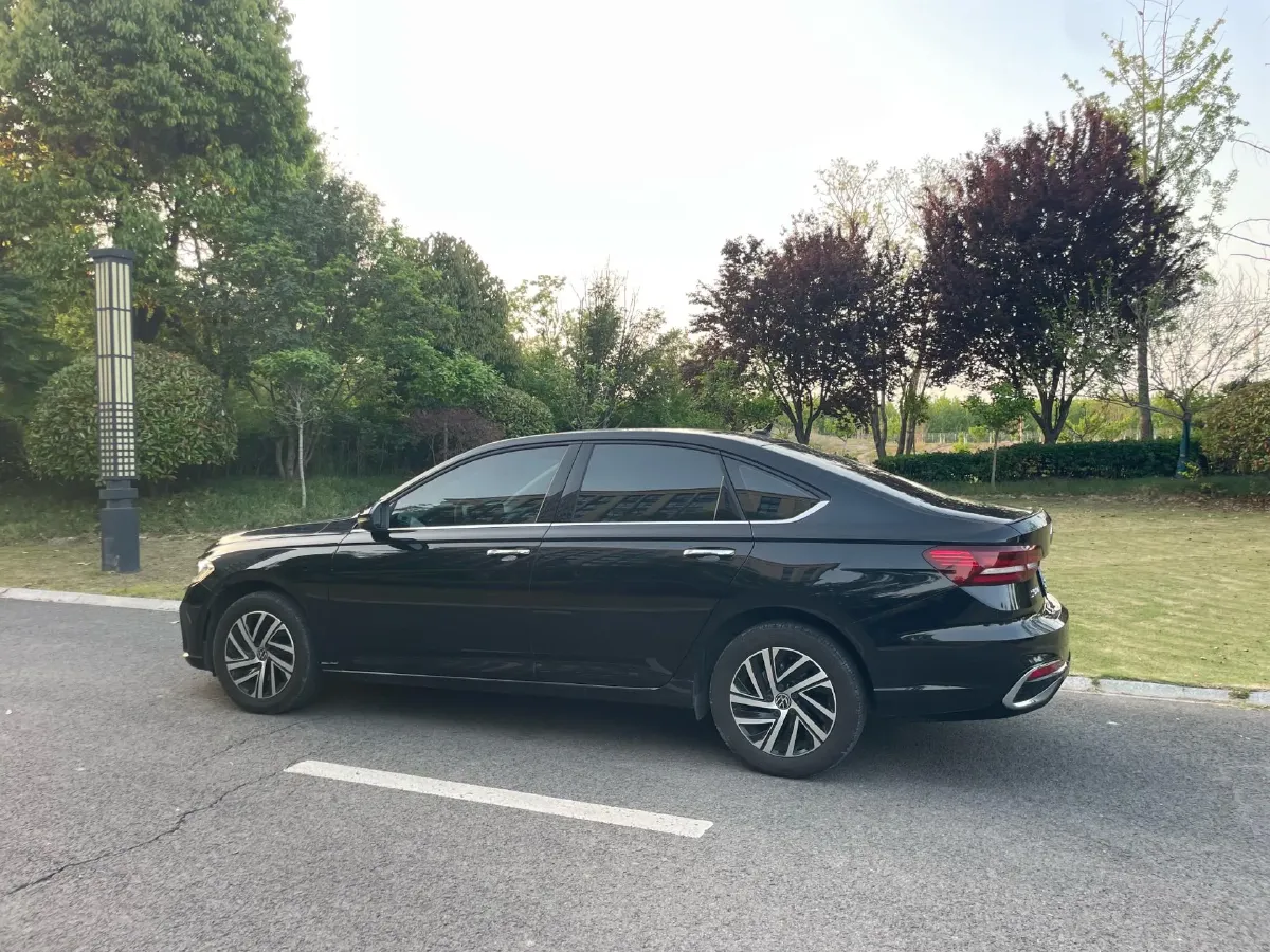 2023 Volkswagen Lavida 1.5T 160HP L4 7DCT,autocango,china used car exporter,china ev exporter,chinese used car exporter,chinese used ev exporter