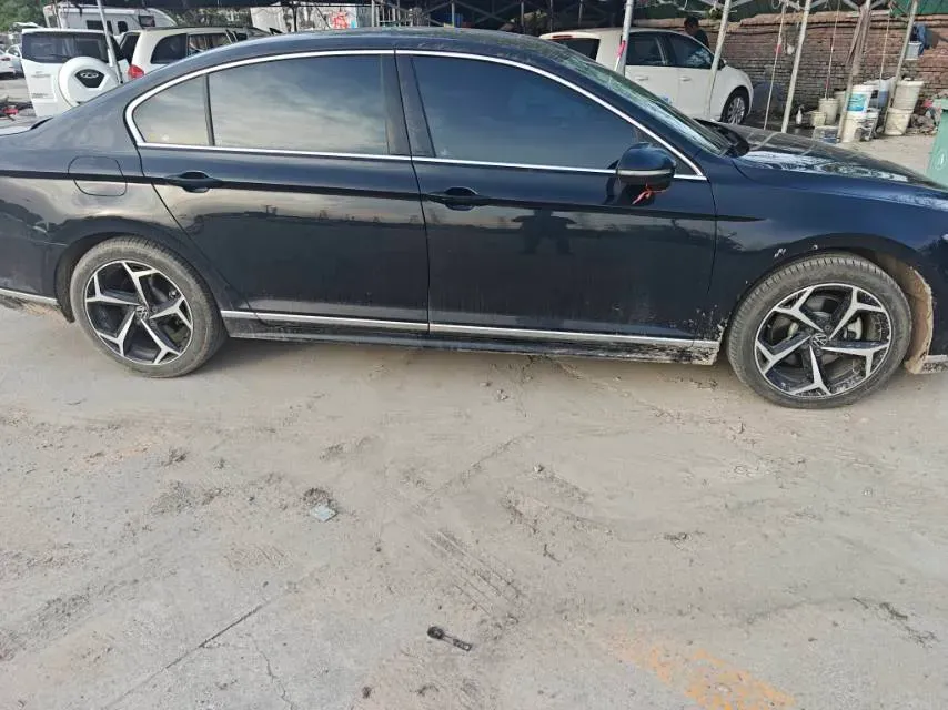 2023 Volkswagen Magotan 2.0T 186HP L4 7DCT,autocango,china used car exporter,china ev exporter,chinese used car exporter,chinese used ev exporter