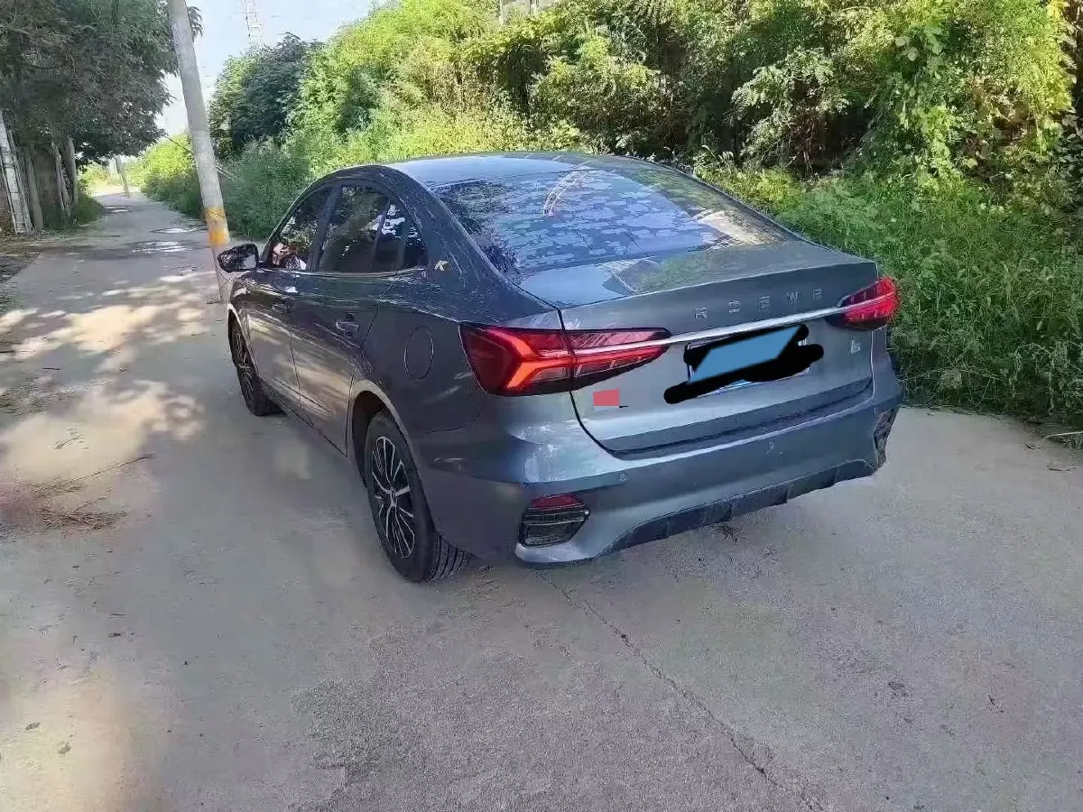 2021 Roewe i5 1.5L 120HP L4 CVT,autocango,china used car exporter,china ev exporter,chinese used car exporter,chinese used ev exporter