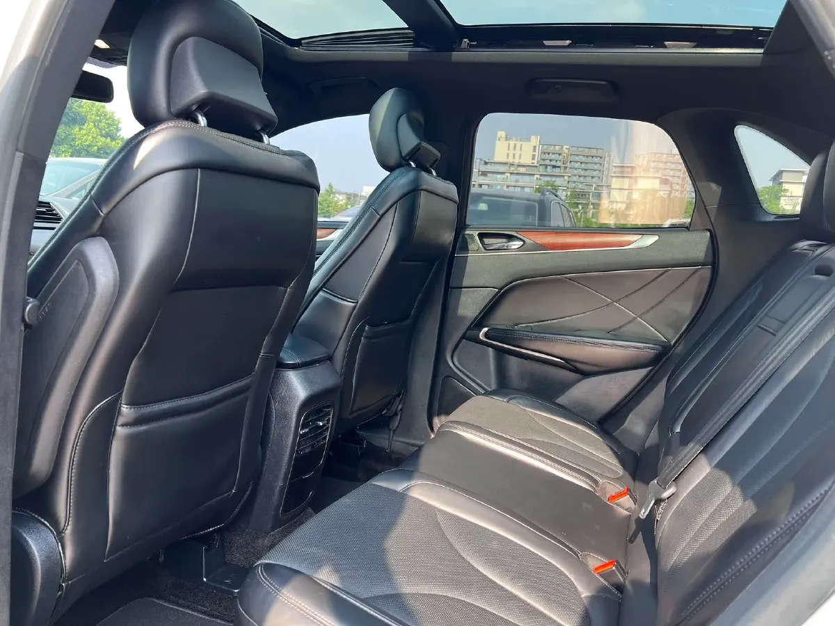 2018 Lincoln MKC 2.0T 253HP L4 6AT,autocango,china used car exporter,china ev exporter,chinese used car exporter,chinese used ev exporter