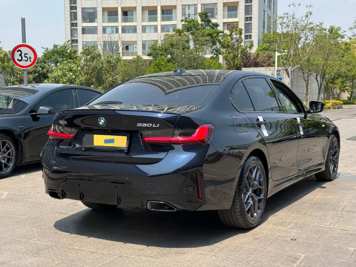 2025 BMW 3 Series 2.0T 245HP L4 8AT,autocango,china used car exporter,china ev exporter,chinese used car exporter,chinese used ev exporter