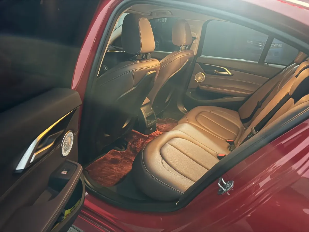 2022 BMW 1 Series 1.5T 140HP L3 7DCT,autocango,china used car exporter,china ev exporter,chinese used car exporter,chinese used ev exporter