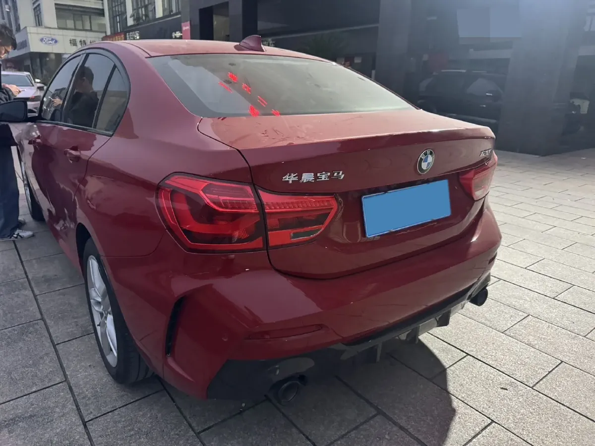 2022 BMW 1 Series 1.5T 140HP L3 7DCT,autocango,china used car exporter,china ev exporter,chinese used car exporter,chinese used ev exporter
