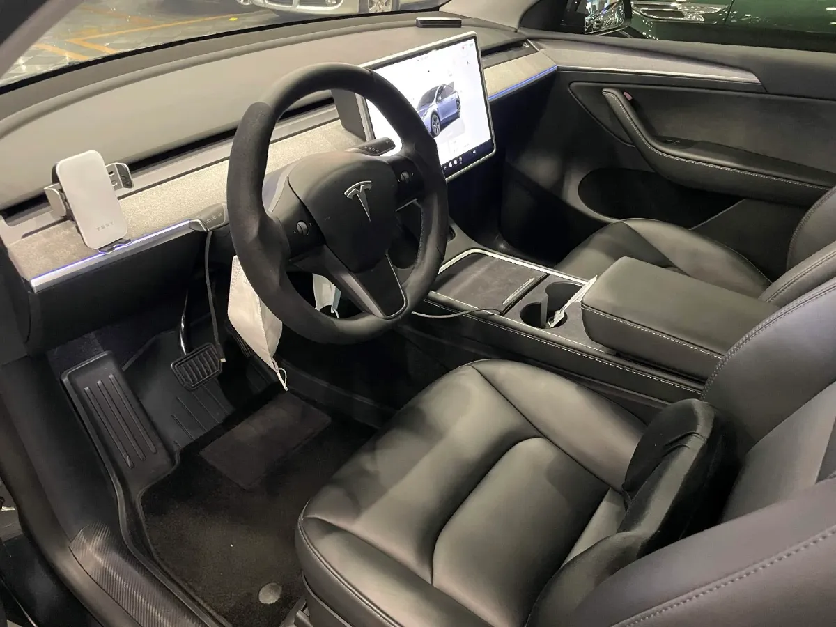 2024 Iveco OuSheng BEV 77.28KWH,autocango,china used car exporter,china ev exporter,chinese used car exporter,chinese used ev exporter