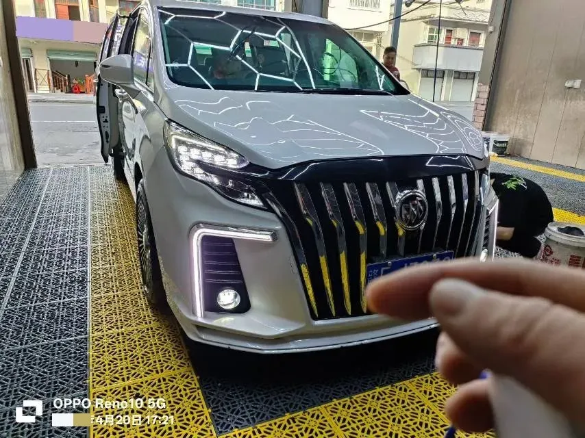 2021 Buick GL8 2.0T 237HP L4 9AT,autocango,china used car exporter,china ev exporter,chinese used car exporter,chinese used ev exporter