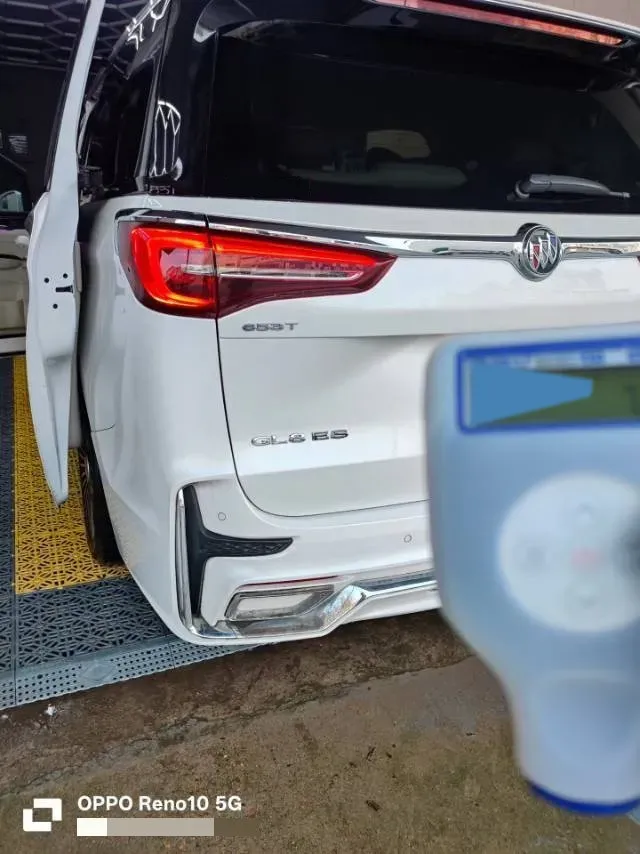 2021 Buick GL8 2.0T 237HP L4 9AT,autocango,china used car exporter,china ev exporter,chinese used car exporter,chinese used ev exporter