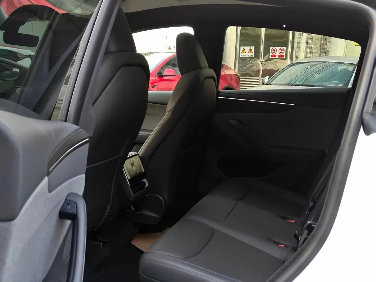 2026 Tesla Model Y BEV,autocango,china used car exporter,china ev exporter,chinese used car exporter,chinese used ev exporter