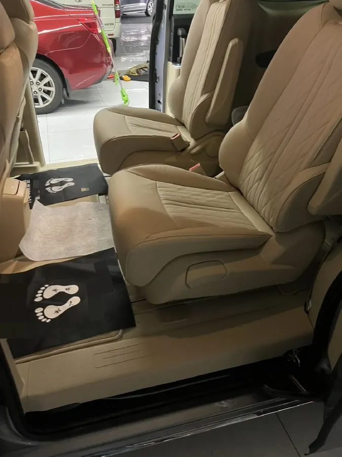 2023 Buick GL8 2.0T 237HP L4 9AT,autocango,china used car exporter,china ev exporter,chinese used car exporter,chinese used ev exporter