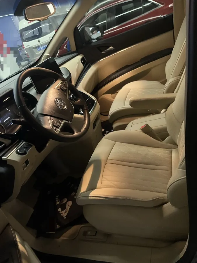 2023 Buick GL8 2.0T 237HP L4 9AT,autocango,china used car exporter,china ev exporter,chinese used car exporter,chinese used ev exporter