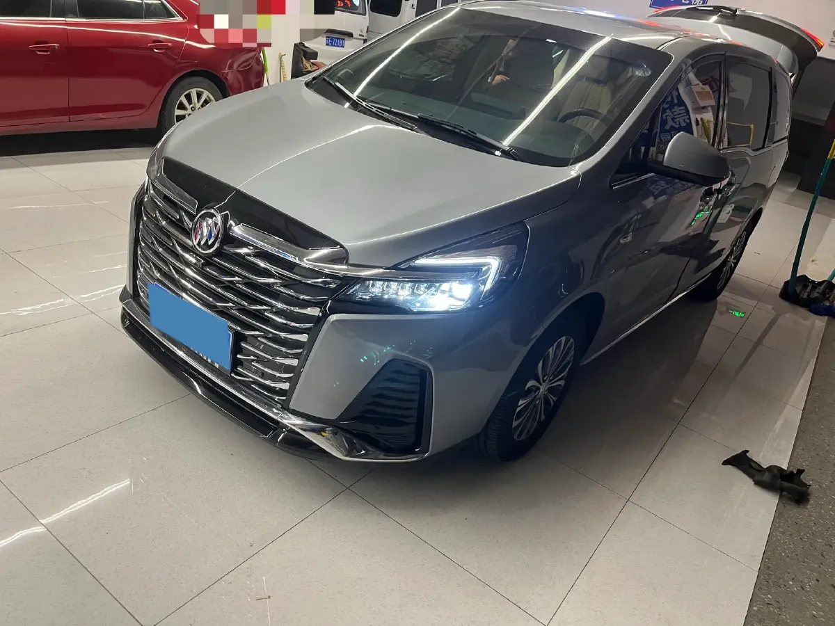 2023 Buick GL8 2.0T 237HP L4 9AT,autocango,china used car exporter,china ev exporter,chinese used car exporter,chinese used ev exporter