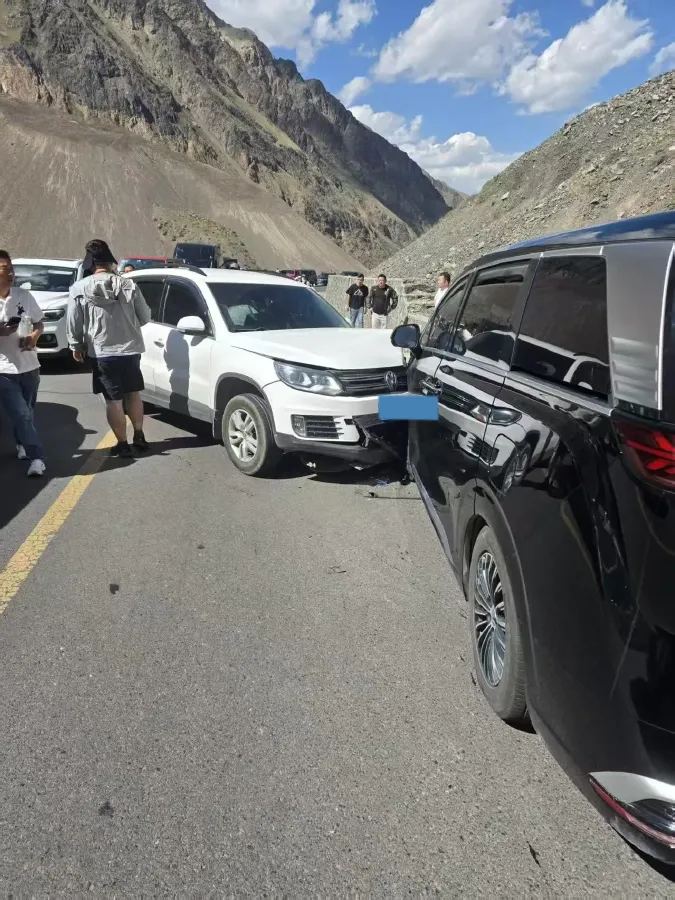 2024 Denza D9 1.5T 139HP L4 E-CVT PHEV 40KWH,autocango,china used car exporter,china ev exporter,chinese used car exporter,chinese used ev exporter