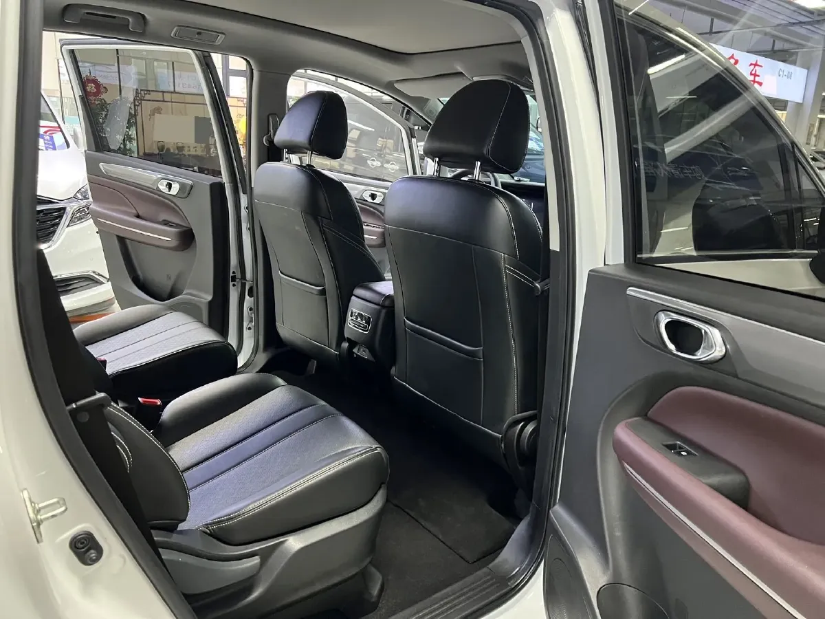 2021 GAC Trumpchi M6 1.5T 169HP L4 6AT,autocango,china used car exporter,china ev exporter,chinese used car exporter,chinese used ev exporter