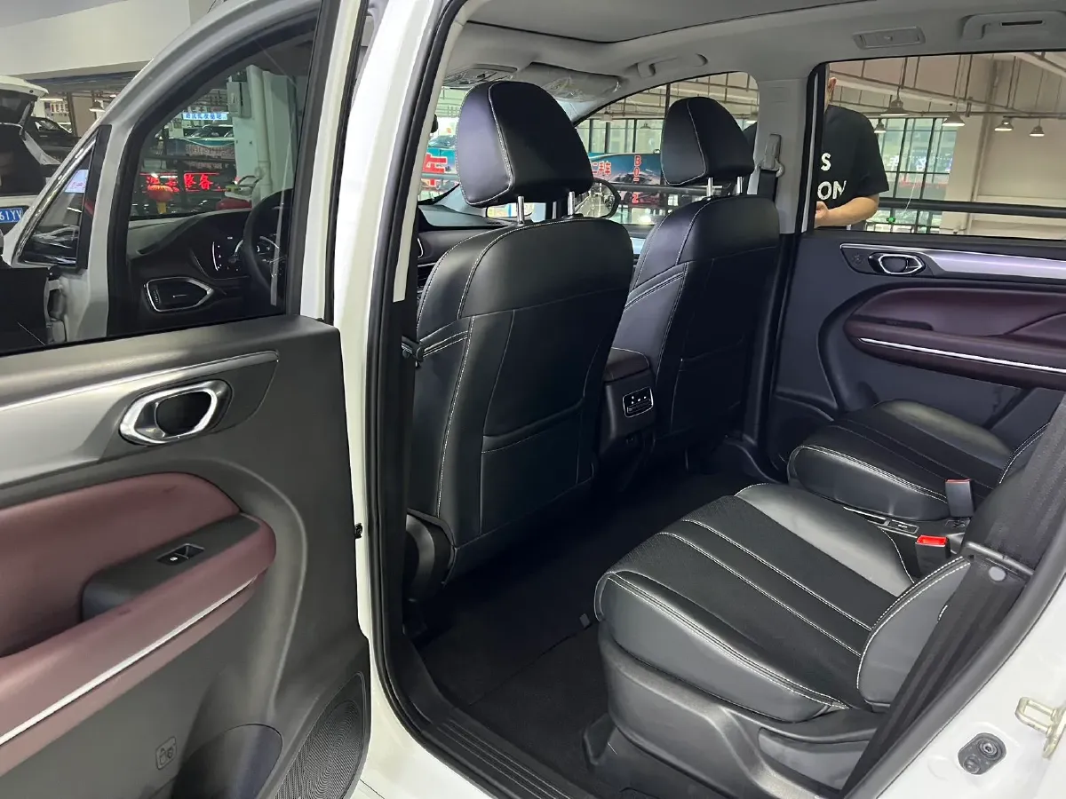 2021 GAC Trumpchi M6 1.5T 169HP L4 6AT,autocango,china used car exporter,china ev exporter,chinese used car exporter,chinese used ev exporter