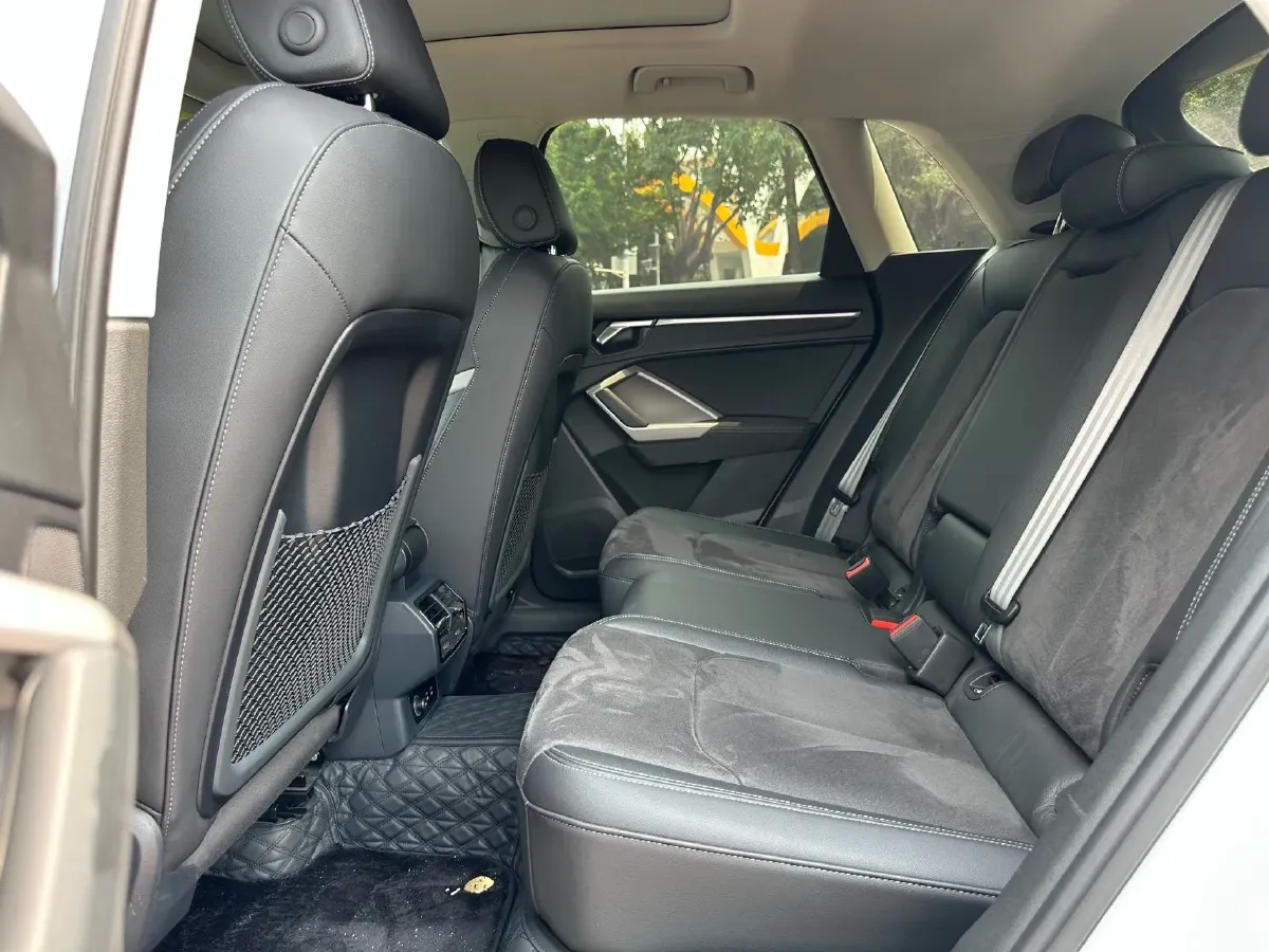 2023 Audi Q3 2.0T 186HP L4 7DCT,autocango,china used car exporter,china ev exporter,chinese used car exporter,chinese used ev exporter