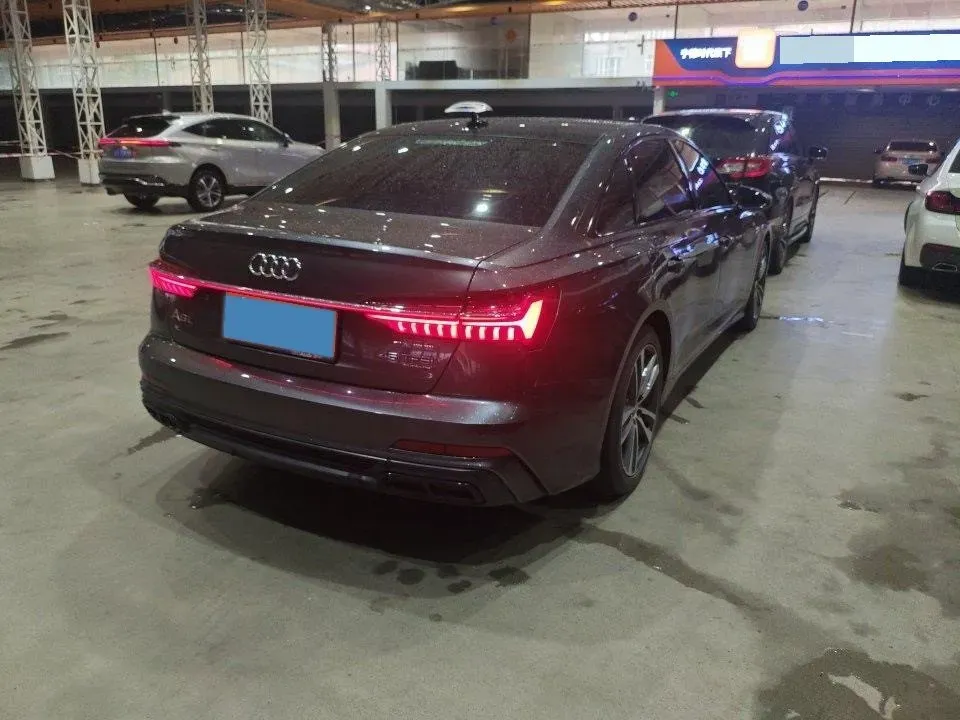 2020 Audi A6L 2.0T 190HP L4 7DCT,autocango,china used car exporter,china ev exporter,chinese used car exporter,chinese used ev exporter
