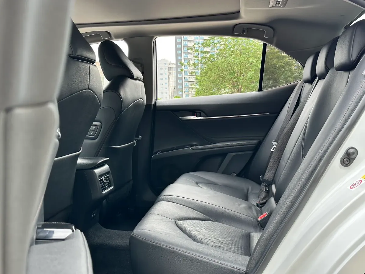 2018 Toyota Camry 2.5L 209HP L4 8AT,autocango,china used car exporter,china ev exporter,chinese used car exporter,chinese used ev exporter