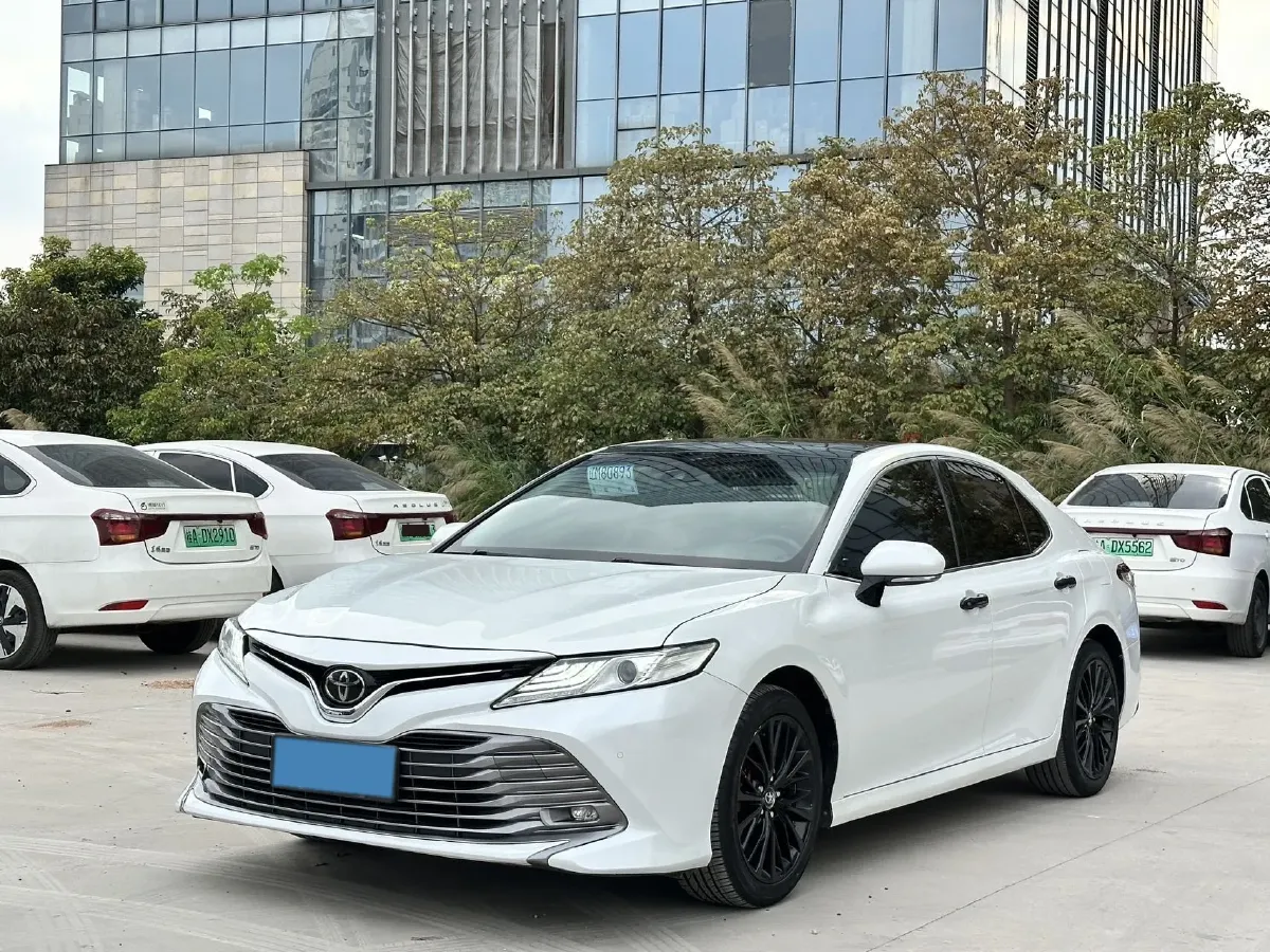 2018 Toyota Camry 2.5L 209HP L4 8AT,autocango,china used car exporter,china ev exporter,chinese used car exporter,chinese used ev exporter
