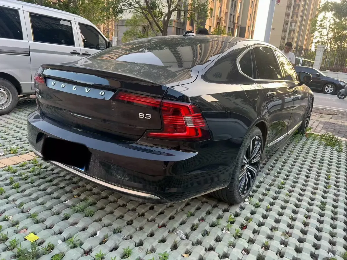 2024 Volvo S90 2.0T 250HP L4 8AT,autocango,china used car exporter,china ev exporter,chinese used car exporter,chinese used ev exporter