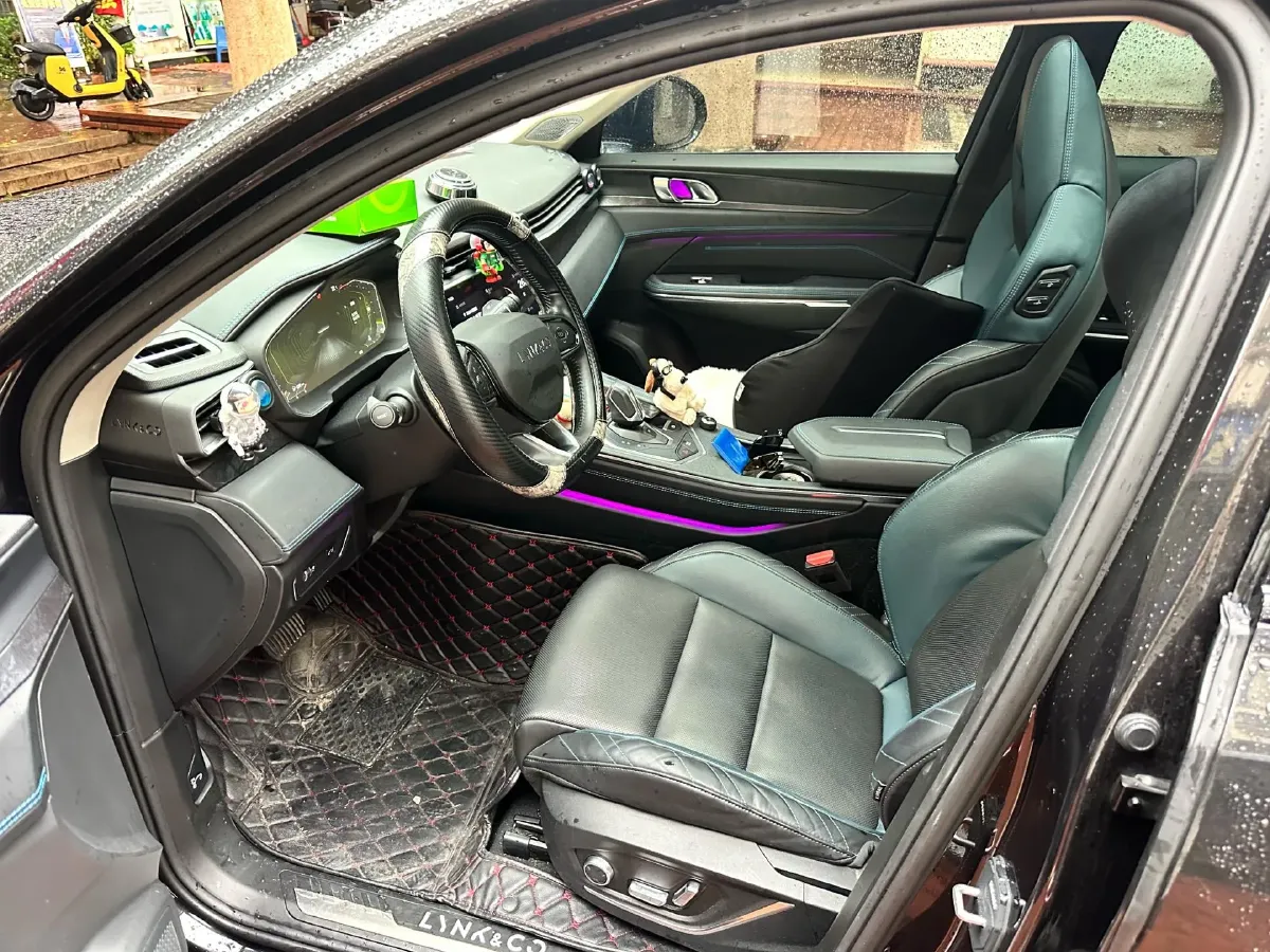 2022 LYNK&CO 05 2.0T 254HP L4 8AT,autocango,china used car exporter,china ev exporter,chinese used car exporter,chinese used ev exporter