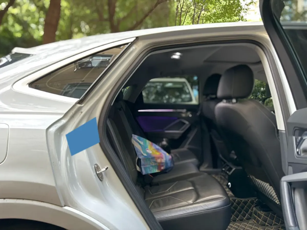 2020 Audi Q3 Sportback 2.0T 186HP L4 7DCT,autocango,china used car exporter,china ev exporter,chinese used car exporter,chinese used ev exporter