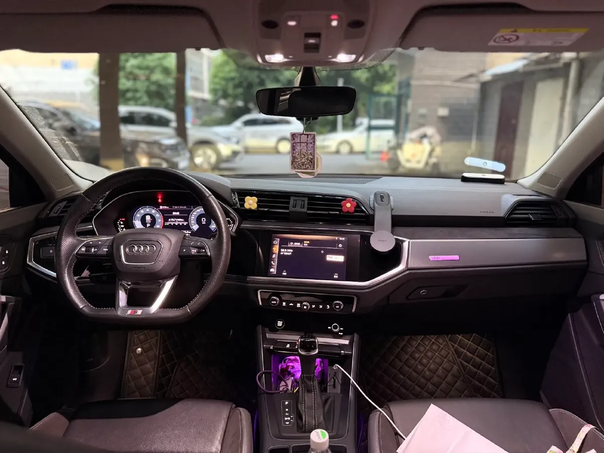 2020 Audi Q3 Sportback 2.0T 186HP L4 7DCT,autocango,china used car exporter,china ev exporter,chinese used car exporter,chinese used ev exporter