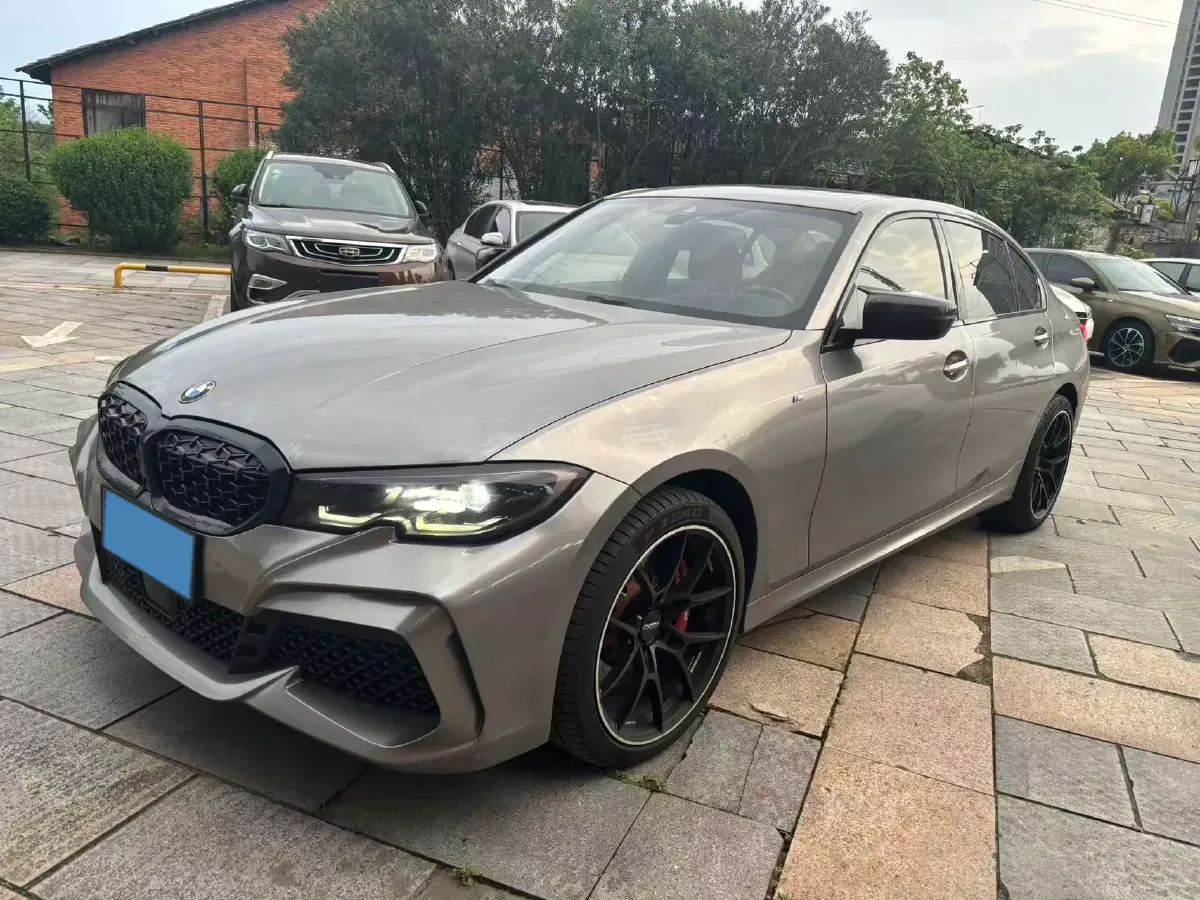 2021 BMW 3 Series 2.0T 258HP L4 8AT,autocango,china used car exporter,china ev exporter,chinese used car exporter,chinese used ev exporter