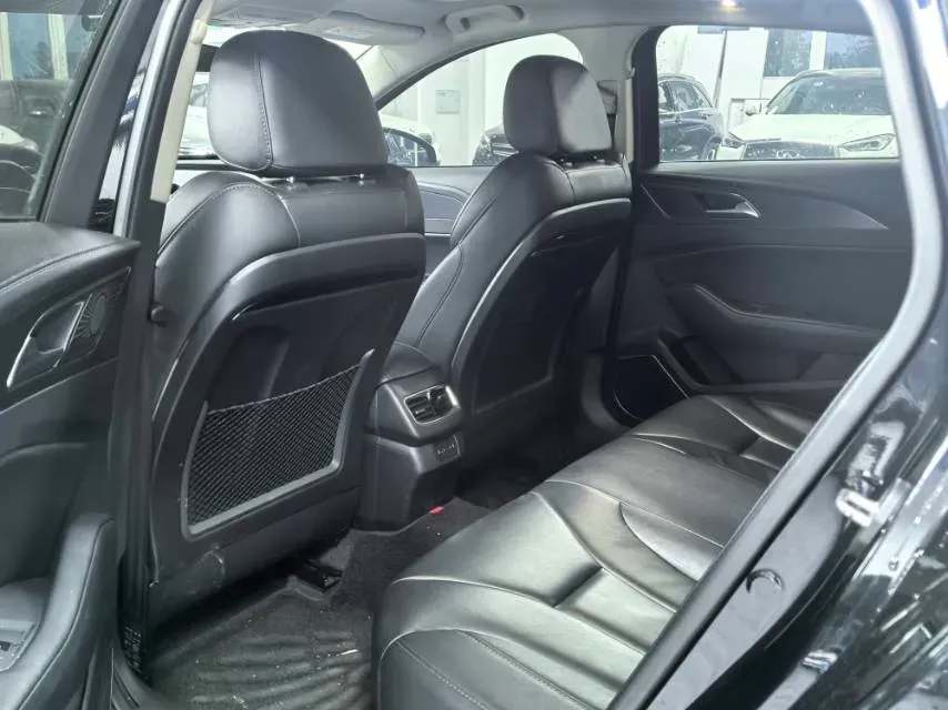 2020 HongQi H5 1.5T 169HP L4 7DCT,autocango,china used car exporter,china ev exporter,chinese used car exporter,chinese used ev exporter