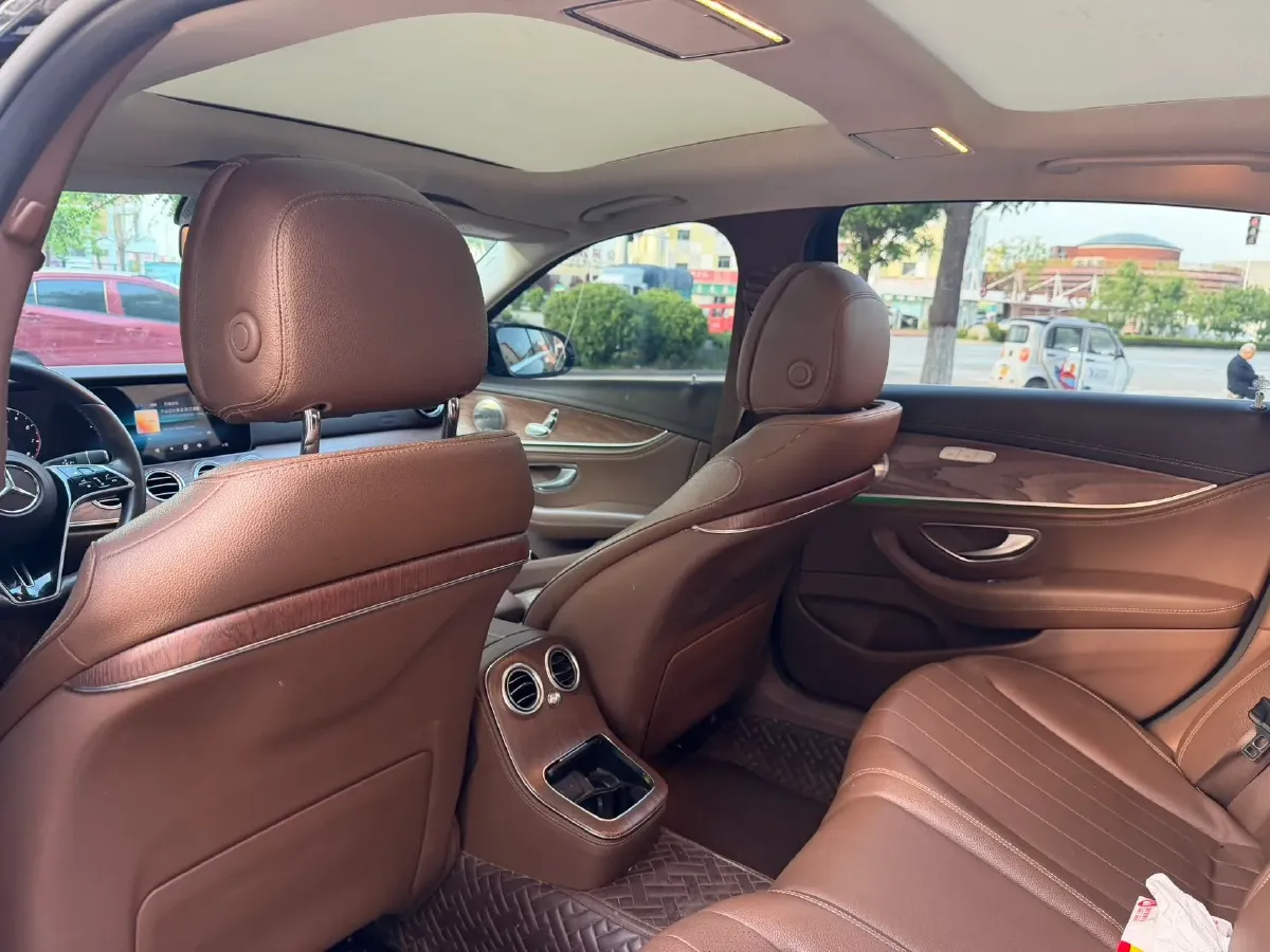 2023 Mercedes-Benz E Class 2.0T 197HP L4 9AT,autocango,china used car exporter,china ev exporter,chinese used car exporter,chinese used ev exporter