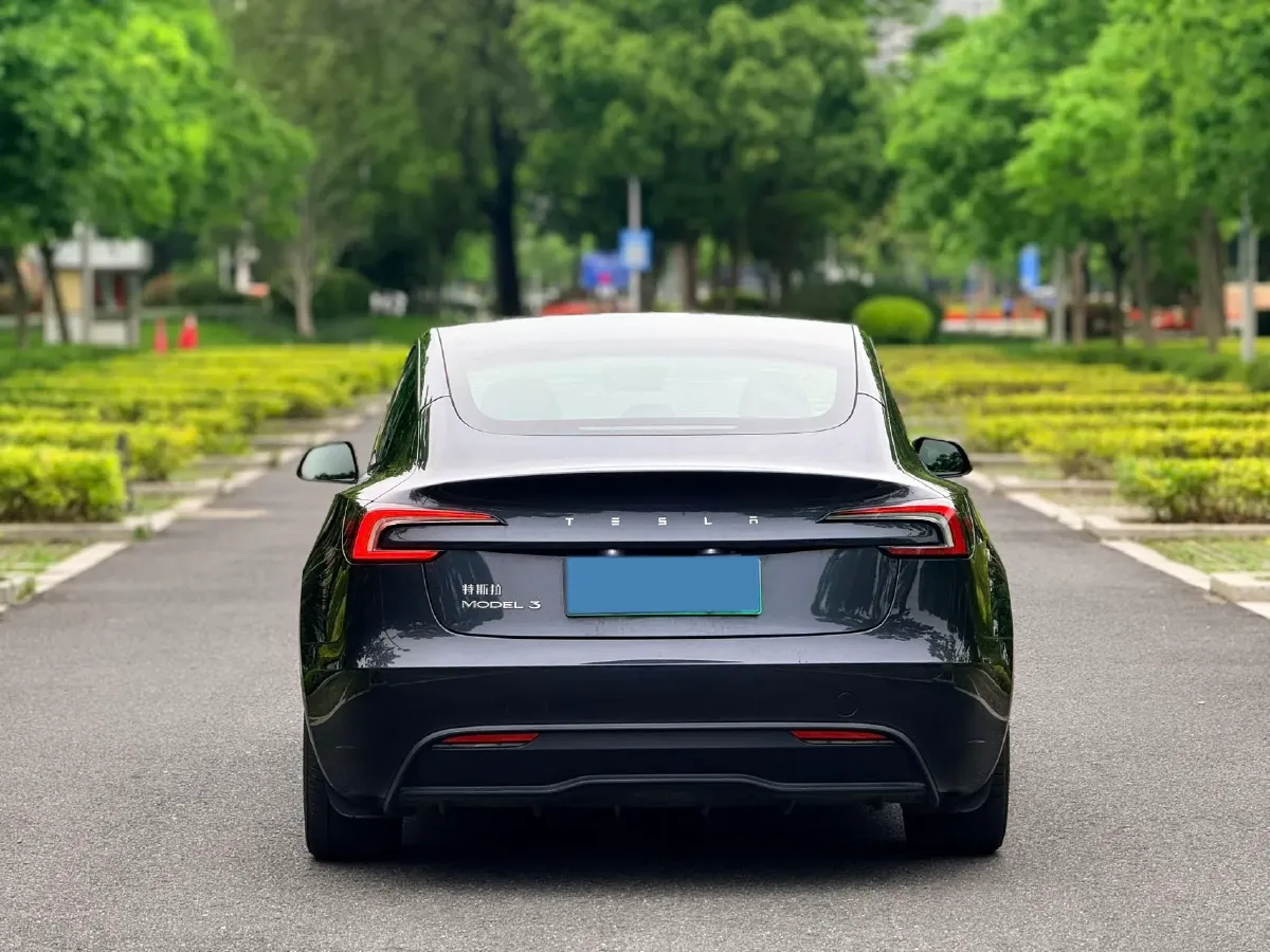 2025 Tesla Model 3 BEV 62.5KWH,autocango,china used car exporter,china ev exporter,chinese used car exporter,chinese used ev exporter