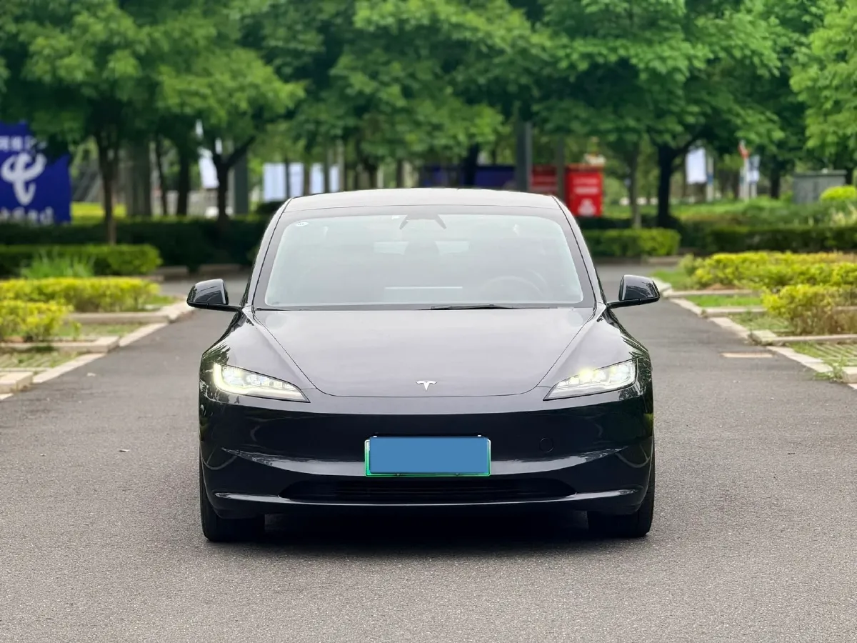 2025 Tesla Model 3 BEV 62.5KWH,autocango,china used car exporter,china ev exporter,chinese used car exporter,chinese used ev exporter