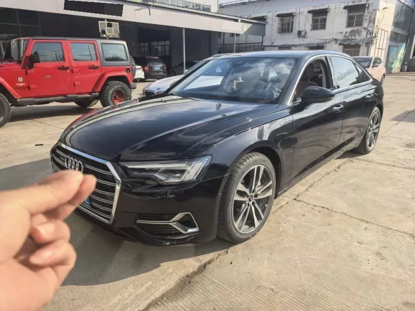 2023 Audi A6L 2.0T 245HP L4 7DCT,autocango,china used car exporter,china ev exporter,chinese used car exporter,chinese used ev exporter
