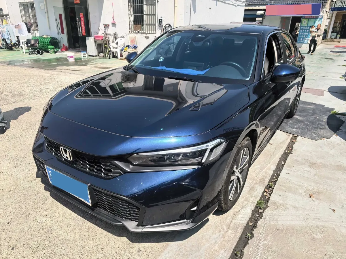2025 Honda Civic 1.5T 182HP L4 CVT,autocango,china used car exporter,china ev exporter,chinese used car exporter,chinese used ev exporter