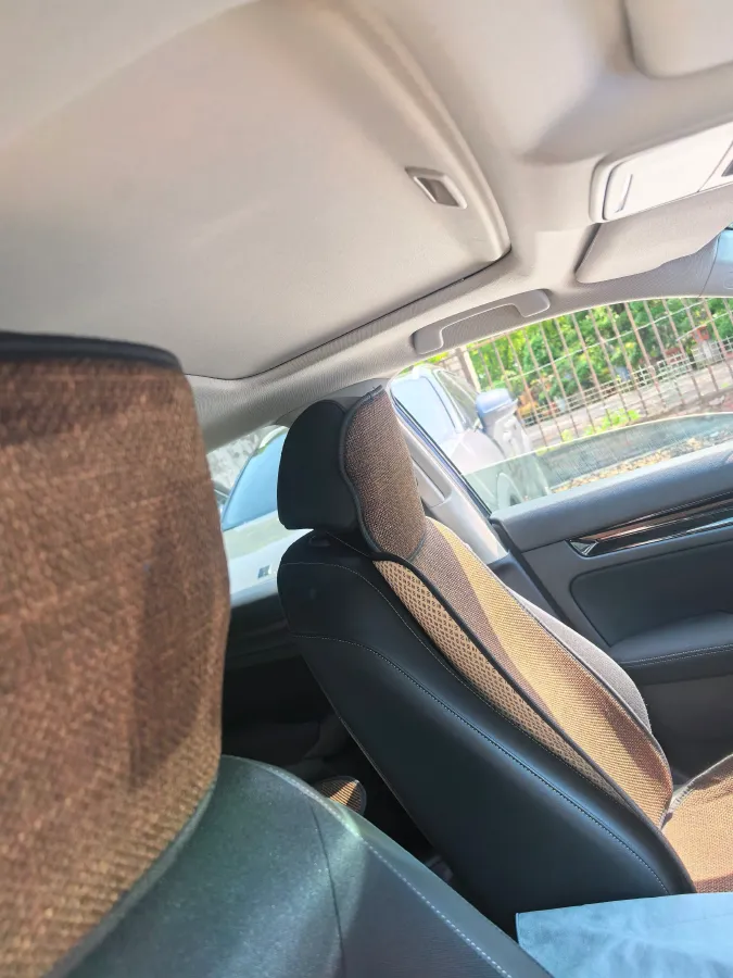 2025 Honda Civic 1.5T 182HP L4 CVT,autocango,china used car exporter,china ev exporter,chinese used car exporter,chinese used ev exporter