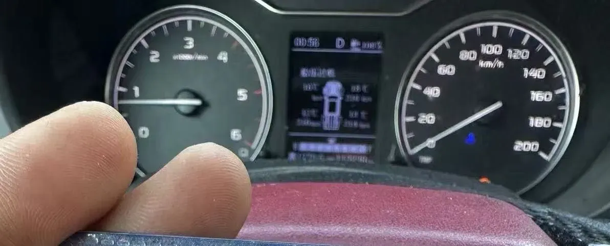 2020 Dongfeng RuiQi 6 2.3T 163HP L4 8AT,autocango,china used car exporter,china ev exporter,chinese used car exporter,chinese used ev exporter