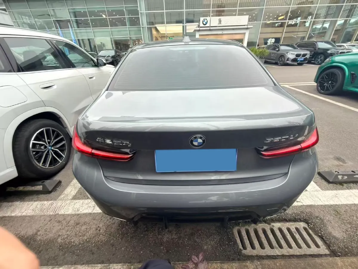 2023 BMW 3 Series 2.0T 156HP L4 8AT,autocango,china used car exporter,china ev exporter,chinese used car exporter,chinese used ev exporter