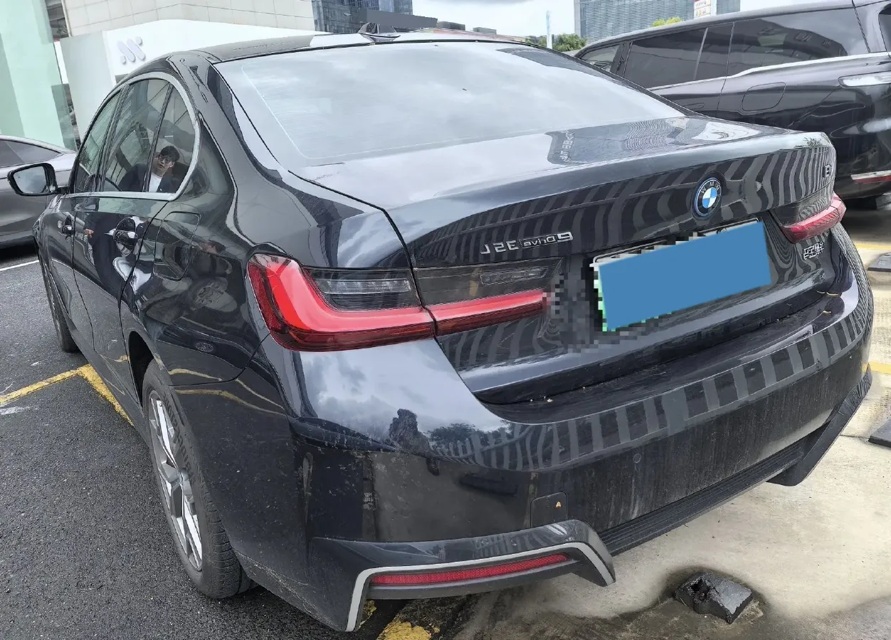 2025 BMW i3 BEV 70KWH,autocango,china used car exporter,china ev exporter,chinese used car exporter,chinese used ev exporter