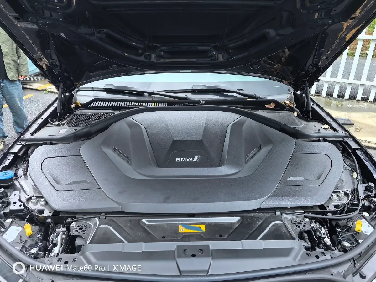 2025 BMW i3 BEV 70KWH,autocango,china used car exporter,china ev exporter,chinese used car exporter,chinese used ev exporter