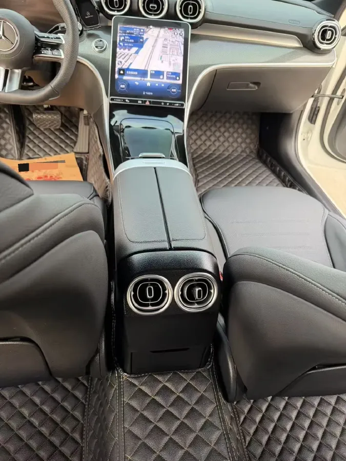 2024 Mercedes-Benz C Class 1.5T 204HP L4 9AT,autocango,china used car exporter,china ev exporter,chinese used car exporter,chinese used ev exporter