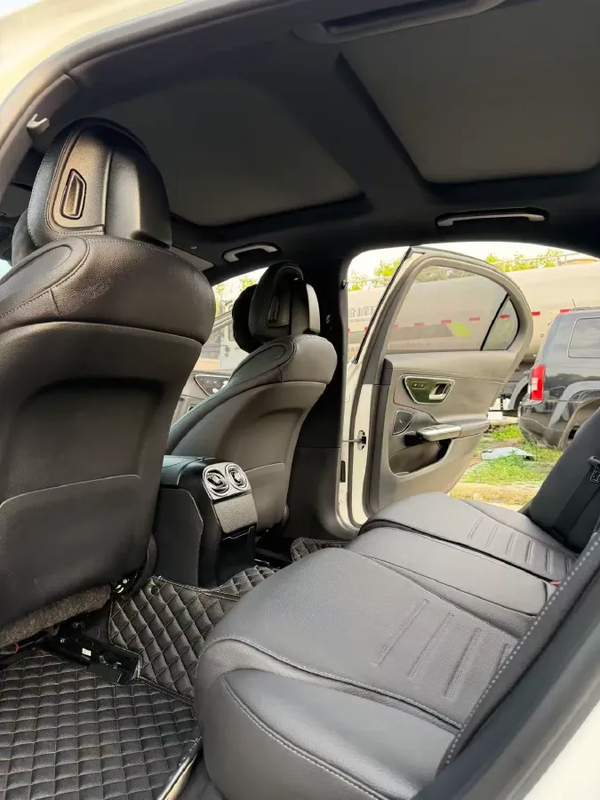 2024 Mercedes-Benz C Class 1.5T 204HP L4 9AT,autocango,china used car exporter,china ev exporter,chinese used car exporter,chinese used ev exporter